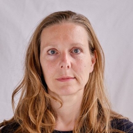 Dr Claire Johnstone